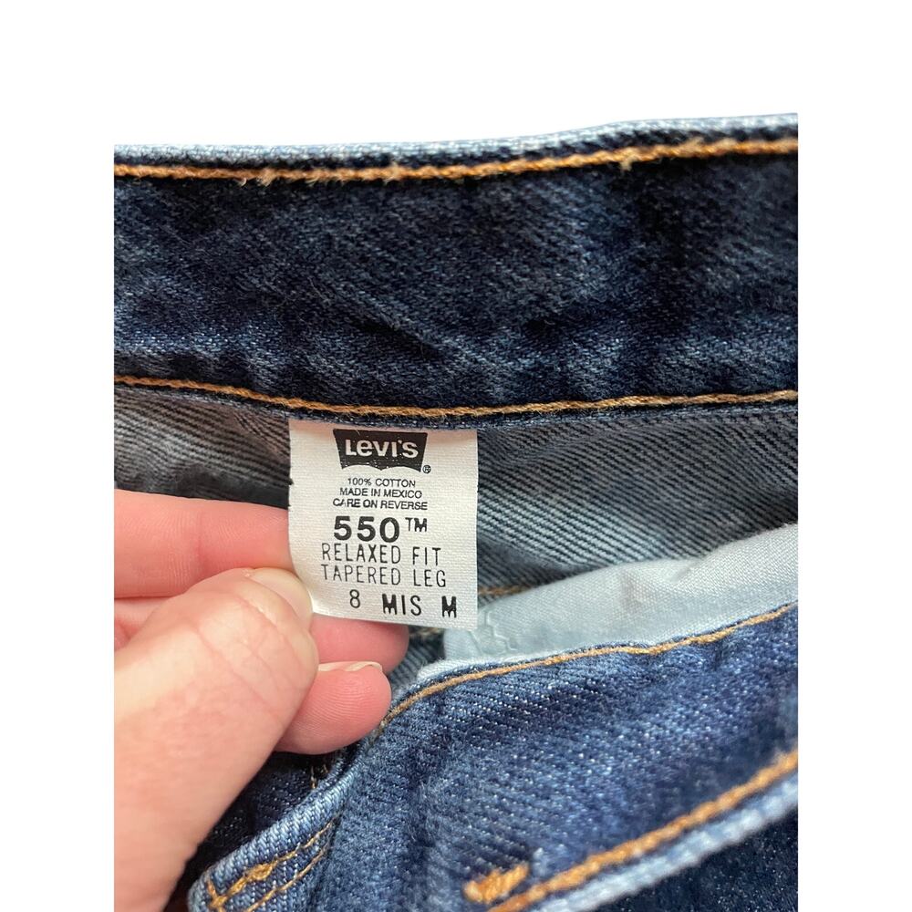 Vintage y2k Levi’s 550 Relaxed Fit Tapered Jeans Women’s Dark Wash-size 28 x 30 - Picture 4 of 6
